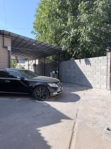 Продаётся Дом! Планировка и отделка: - Просторная гостиная с