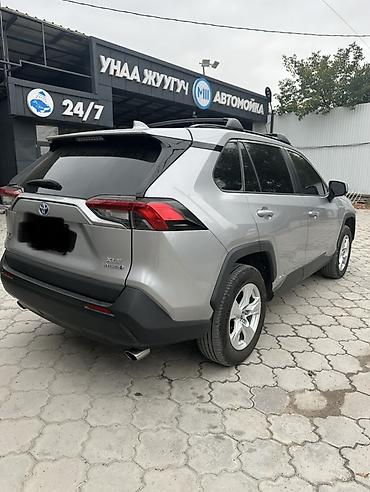 Toyota: Toyota RAV4: 2019 г., 2.5 л, Автомат, Гибрид, Кроссовер — 3
