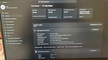 celeron: Ноутбук в тонком черном корпусе с большим экраном и полноразмерной — 3