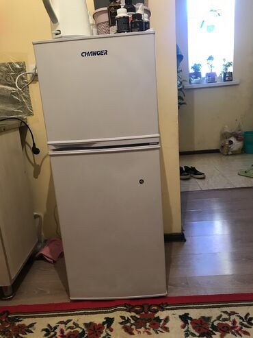 с холодильником: Холодильник Новый, Двухкамерный, 80 * 140 *