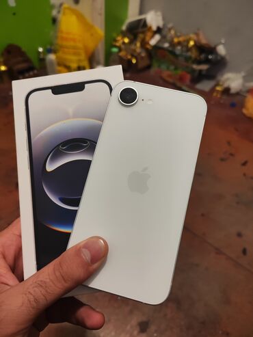 iphone 8 islenmis: IPhone 16e, 128 GB, Starlight, Zəmanət