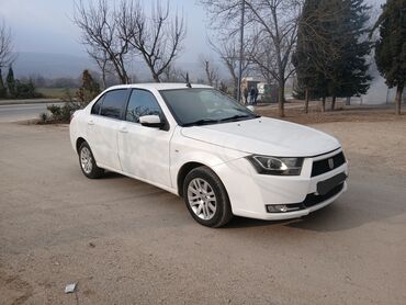 7 nəfərlik avtomobillər: Iran Khodro : 1.7 l | 2020 il 155286 km Sedan