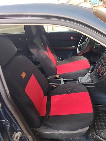 Унаа сатуу: Audi 100: 1993 г., 2.3 л, Кол менен иштөөчү, Бензин, Седан — 4