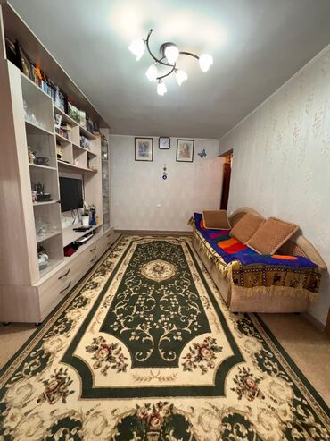 дом район политех: 3 комнаты, 52 м², Индивидуалка, 3 этаж, Косметический ремонт