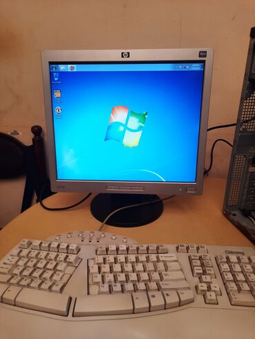 Monitori: Stari lcd HP monitor za kompjuter,desktop racunar Visina ekrana 27 — 3