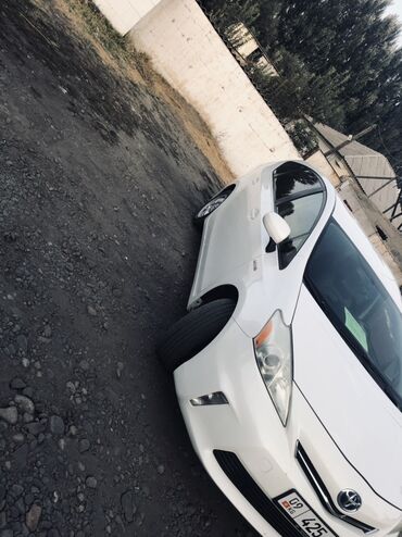 мини трактора из японии бу: Toyota Prius: 2013 г., 1.8 л, Вариатор, Гибрид, Универсал