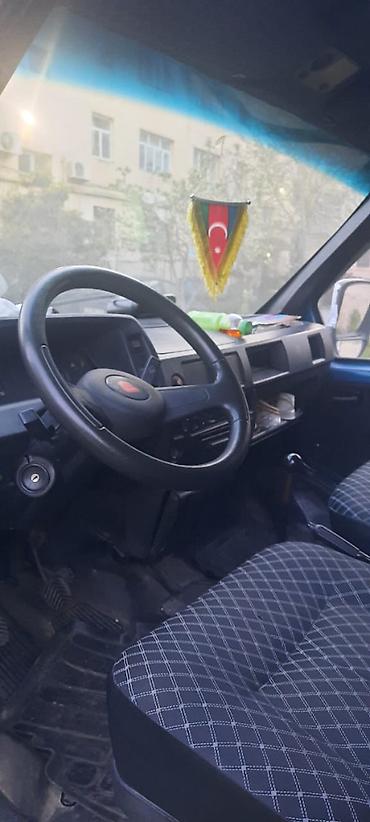 QAZ: QAZ : 2.4 l | 1995 il 389658 km — 6