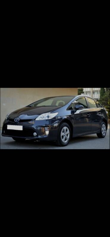 Nəqliyyat vasitəsinin icarəsi: Toyota Prius 30 kuza qalmamaq serti ile arendaya verilir depozit 800