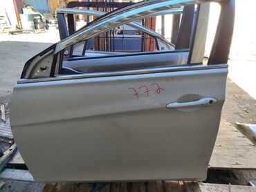 запчасти на дэу ланос: Дверь Hyundai Sonata YF 2 перед. лев. (б/у)