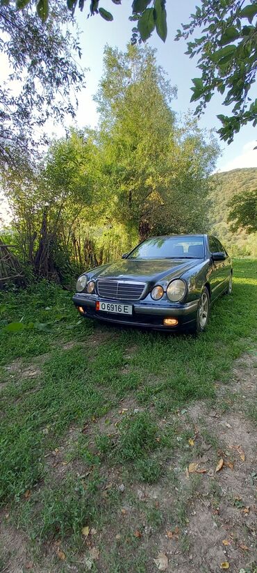 бокс на крышу авто купить в бишкеке: Mercedes-Benz E-Class: 1999 г., 2 л, Механика, Бензин, Седан