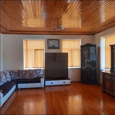 Uzunmüddətli kirayə mənzillər: EVDƏ HƏR BİR ŞƏRAİT MÖVCUDDUR. HƏYƏTİNDƏ BAŞQA EV YOXDUR. EV SƏLİQƏLİ — 4