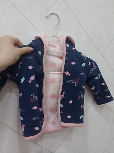 Верхняя одежда: Her ikisi 15 manat Vitrofka ve jaket . jaket iki üzlüdur. her ikisi de — 3