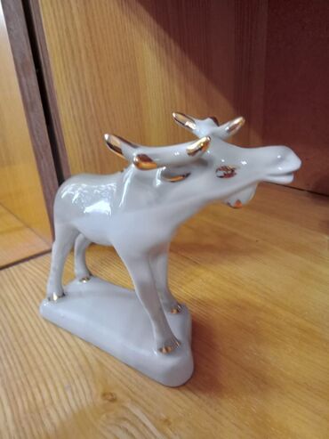 Статуэтки: Фарфоровые Статуэтки ЛФЗ Лось - 1500 сом Пушкин- 1500 сом сломано — 4
