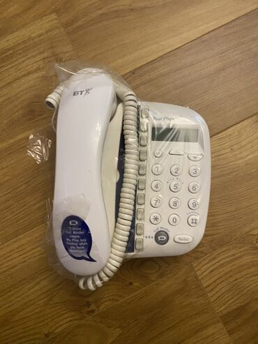 Fly: Təzə BT “Your Phone” simli masa telefonu Xüsusiyyətlər: - Rəqəmsal
