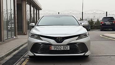 Toyota: Toyota Camry: 2019 г., Автомат, Бензин, Седан — 2