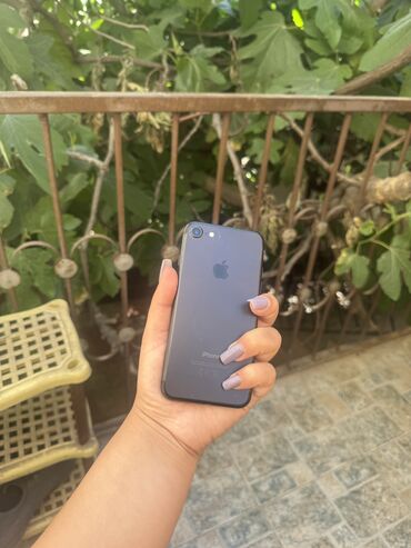Apple iPhone: IPhone 7 Plus, 32 GB, Qara, Zəmanət, Barmaq izi