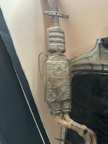 Katalizatorlar, səsboğucular: Butun nov avtomobillerin katalizatorlarinin temiri ve yararsiz — 2