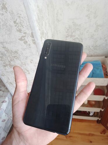 Samsung: Samsung Galaxy A7 2018, 64 GB, rəng - Mavi, Barmaq izi, İki sim kartlı, Face ID
