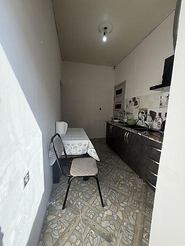 Продажа коттеджей и домов: Дом с участком - Кирпичный частный дом с металлической крышей и — 2