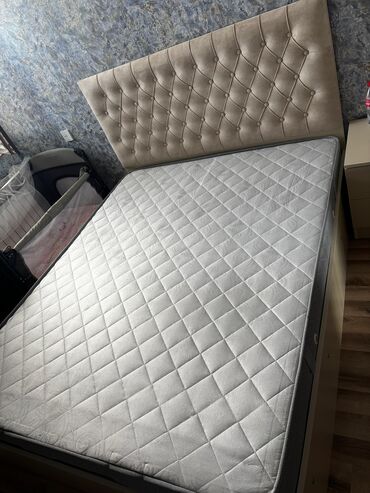 işlenmiş termolar: İşlənmiş, İkinəfərlik çarpayı, Bazalı, Matras ilə, Siyirməsiz, Azərbaycan