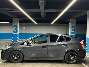Toyota: Toyota Prius: 2013 г., 1.8 л, Вариатор, Гибрид, Хэтчбэк — 2