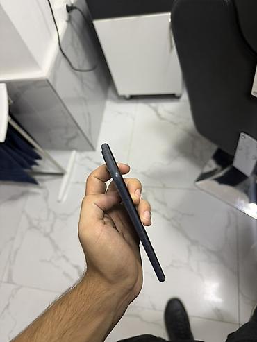 honor magic 3 pro plus: Məhsul: Smartfon Xüsusiyyətlər: - Aşağı hissədə 3.5 mm qulaqlıq — 2