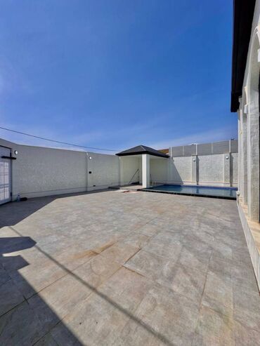 Həyət evləri və villaların satışı: Şüvəlan qəs. 6 otaqlı, 182 kv. m, Kredit var, Yeni təmirli — 18