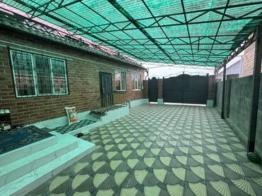 сдаю мкр кок жар: 50 м², 4 комнаты, Утепленный, Бронированные двери, Евроремонт