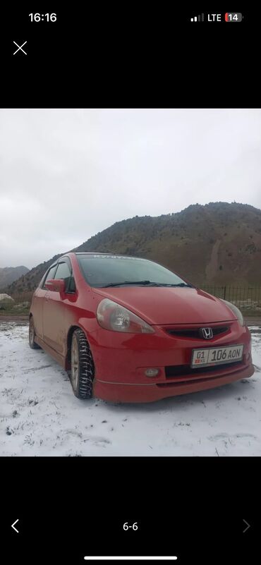 Honda: Honda Fit: 2002 г., 1.5 л, Вариатор, Бензин, Хэтчбэк