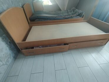 мебель для спальни комплект: Уктоочу бөлмө гарнитуру, Бир кишилик керебет, ДСП, түсү - Саргыч боз