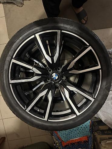 black: Литые Диски R 22 BMW, Комплект, отверстий - 5, Б/у — 2