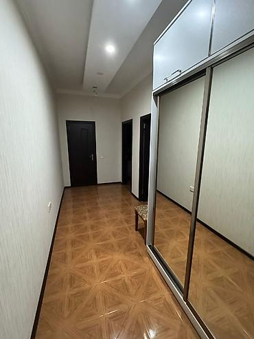 qurtulus 93 evler: İnşaatçılar metrosu yaxınlığı, Yasamal Rayon Polis idarəsinin yanında — 10