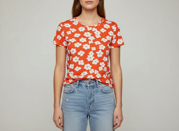 koszulka w serek reserved: F&F, Women`s T-shirt, size L