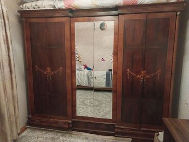 2 ci el kunc divan: İşlənmiş, Açılan, Düz dolab, Qarderob, paltar dolabı