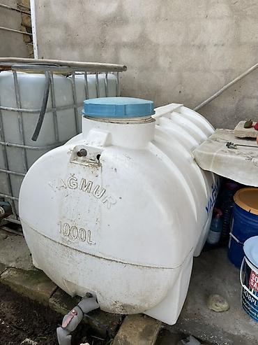 distillə olunmuş su: Bak, Plastik, 1000 l l, İşlənmiş, Ünvandan götürmə — 1