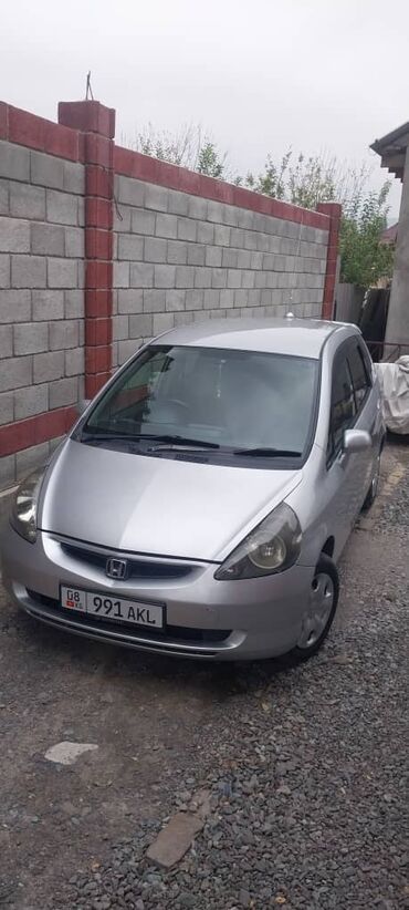 машина црв: Honda Fit: 2003 г., 1.3 л, Вариатор, Бензин