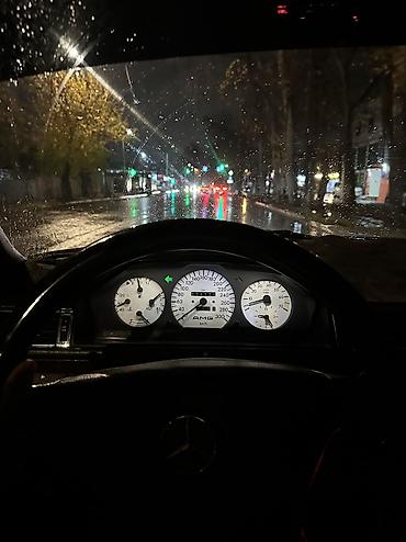 Mercedes-Benz: Mercedes-Benz W124: 1992 г., 2 л, Автомат, Бензин, Седан — 16