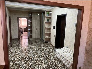 Uzunmüddətli kirayə mənzillər: Süleyman Vəzirov küçəsində yerləşən,16 mərtəbəli binanın 16 cı