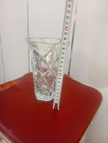 101 gül: Bir vaza, Bogem şüşəsi — 3