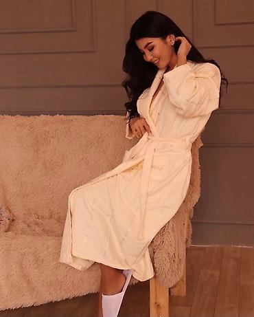 Халаты: Стильные женские халаты Велюровые халаты Женские халаты Велюровые — 10