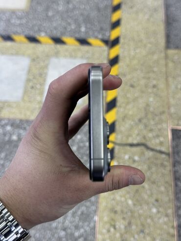 Apple iPhone: IPhone 16 Pro Max, Б/у, 256 ГБ, Natural Titanium, Зарядное устройство, Защитное стекло, Кабель, 100 % — 9