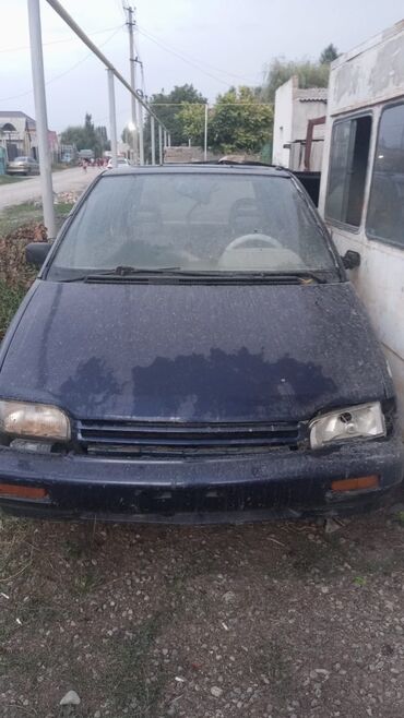 бузук машиналар: Nissan Prairie: 1991 г., 2 л, Механика, Универсал