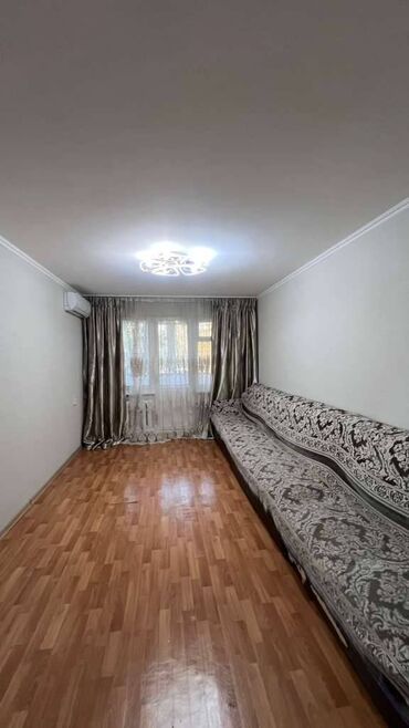3 комнатная квартира 104 серии: 3 комнаты, 58 м², 104 серия, 2 этаж, Косметический ремонт