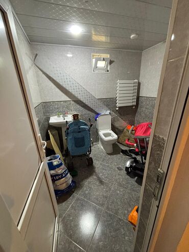 Həyət evləri və villaların satışı: Həyətyanı mənzil – daş hasarla əhatələnmiş həyət və dəmir darvaza — 6