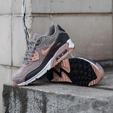 nike corab: Кросовки Nike оригинал, в отличном состоянии, размер 36.5-37. 10 ман — 2