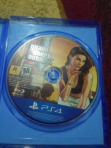 xbox x series: Məhsul: Grand Theft Auto V (GTA V) – PS4 üçün fiziki Blu‑ray disk — 2