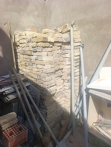 sumqayit kerpic zavodu: Məhsul: Kərpic yığımı qiymət Ədədi 80qəpikdir 350 400 ədəd var Təsvir — 2