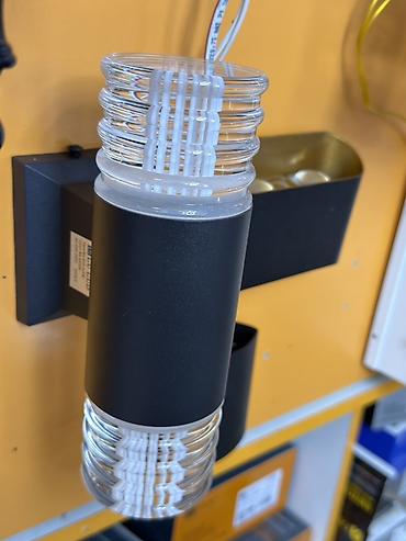 smart light: Настенный светильник (бра) с двусторонним свечением. - Корпус — 1