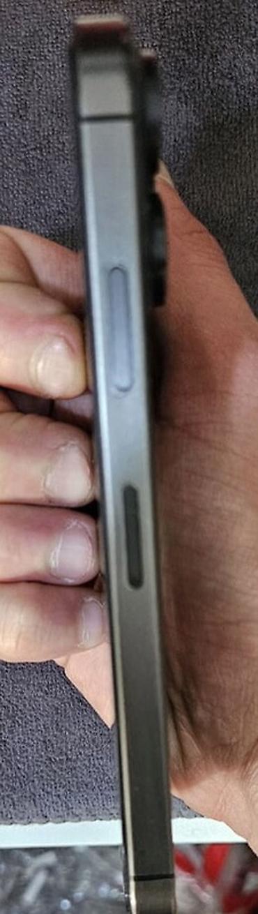 prodat iphone: IPhone 15 Pro, 64 GB, Qara, Zəmanət, Simsiz şarj, Face ID — 4