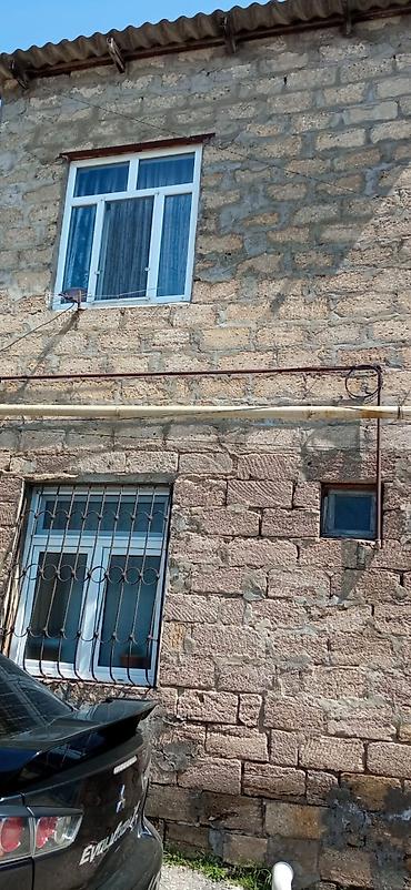 i̇sm: 2 mərtəbəli fərdi yaşayış evi - Tikinti: Kəsmə daş divarlar, dalbat — 1